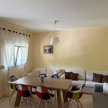 Alexandros Villa